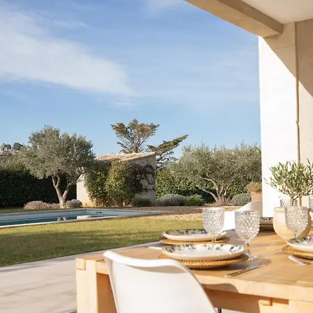 Mas Ysaïs In Provence
